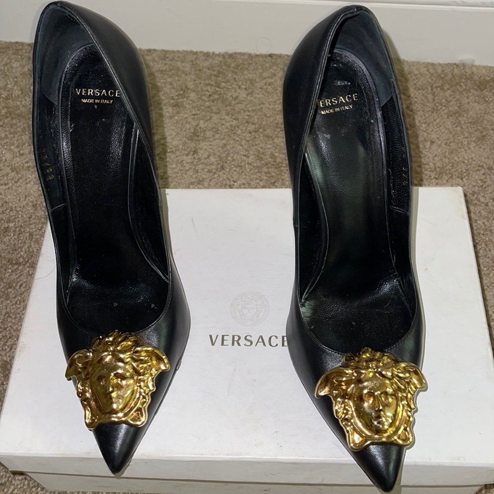 Versace Pumps